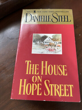 The House on Hope Street by Danielle Steel Paperback Book